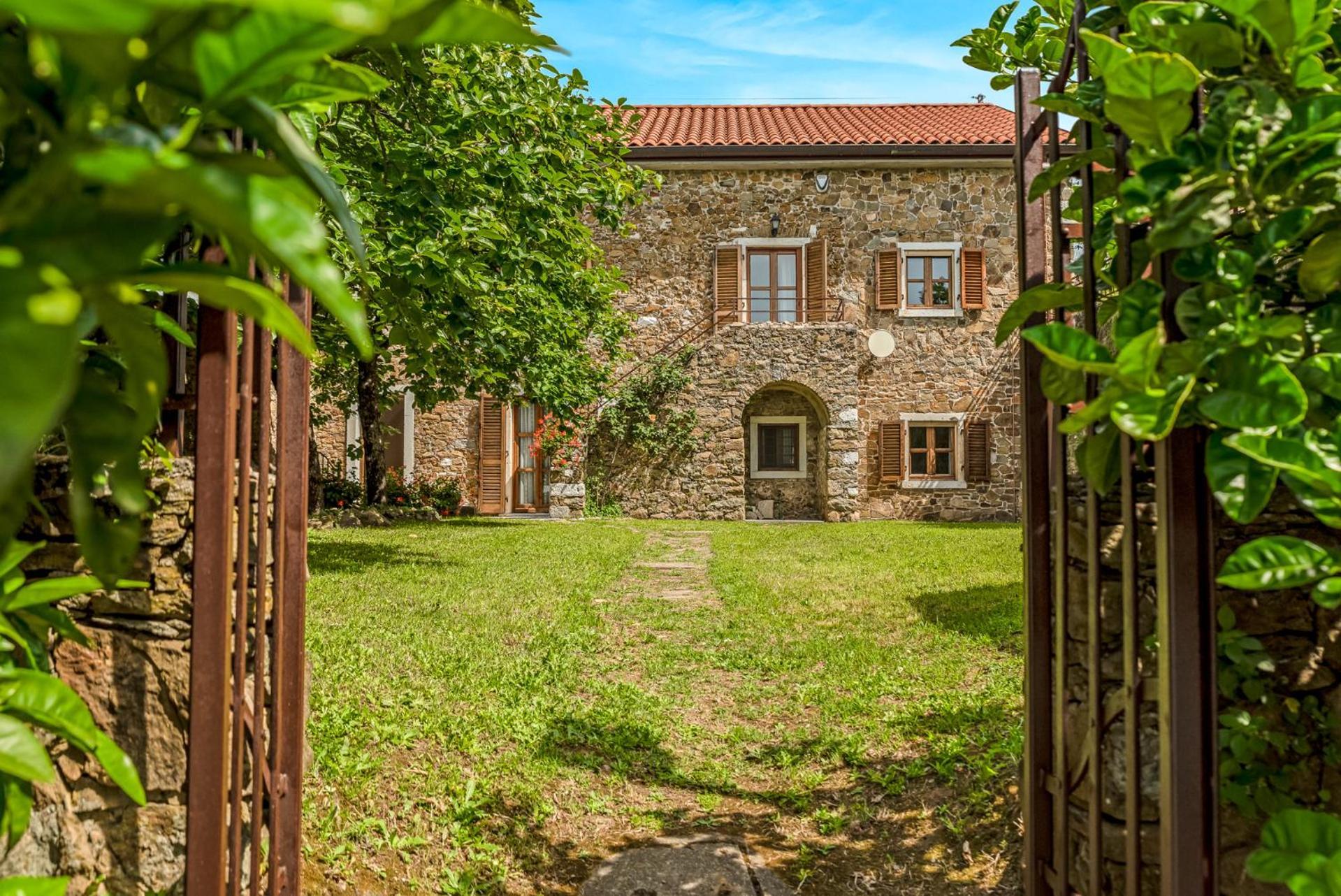 فيلا Convento La Perla كارارا المظهر الخارجي الصورة